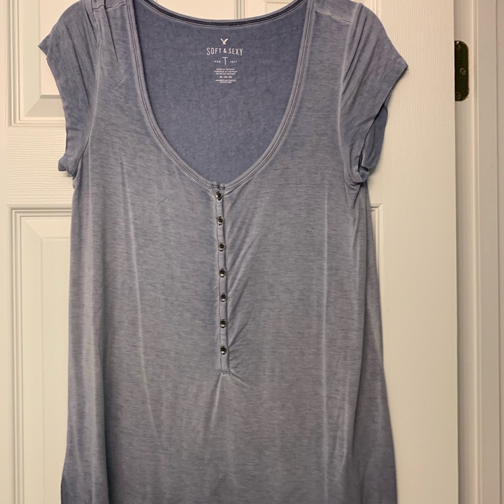 Soft loose shirt